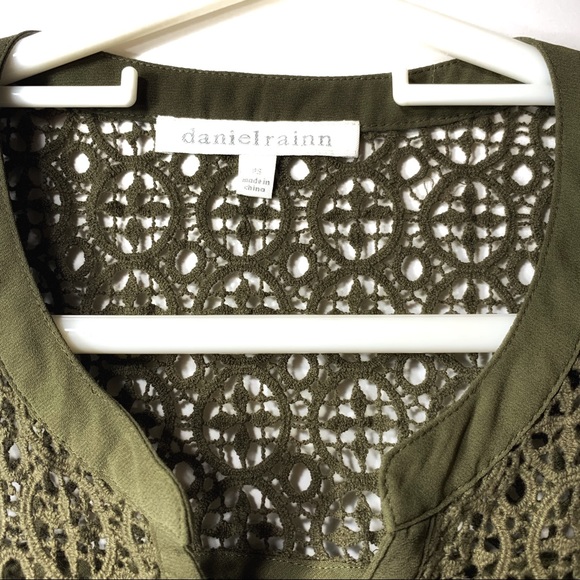 Daniel Rainn Women’s Blouse - Picture 2 of 5